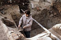In the late 1980s, Colonial Williamsburg archaeologists excavated a privy beside the Everard House, unearthing information about the gunsmith who once lived there. 