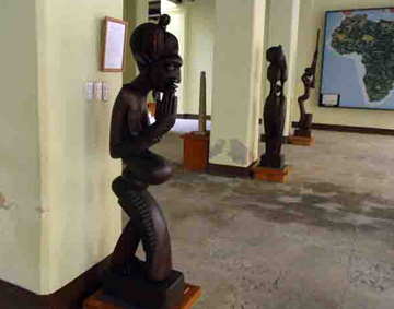 Credit: Slave Route Project, Cuba Wooden sculpture depicting woman with child